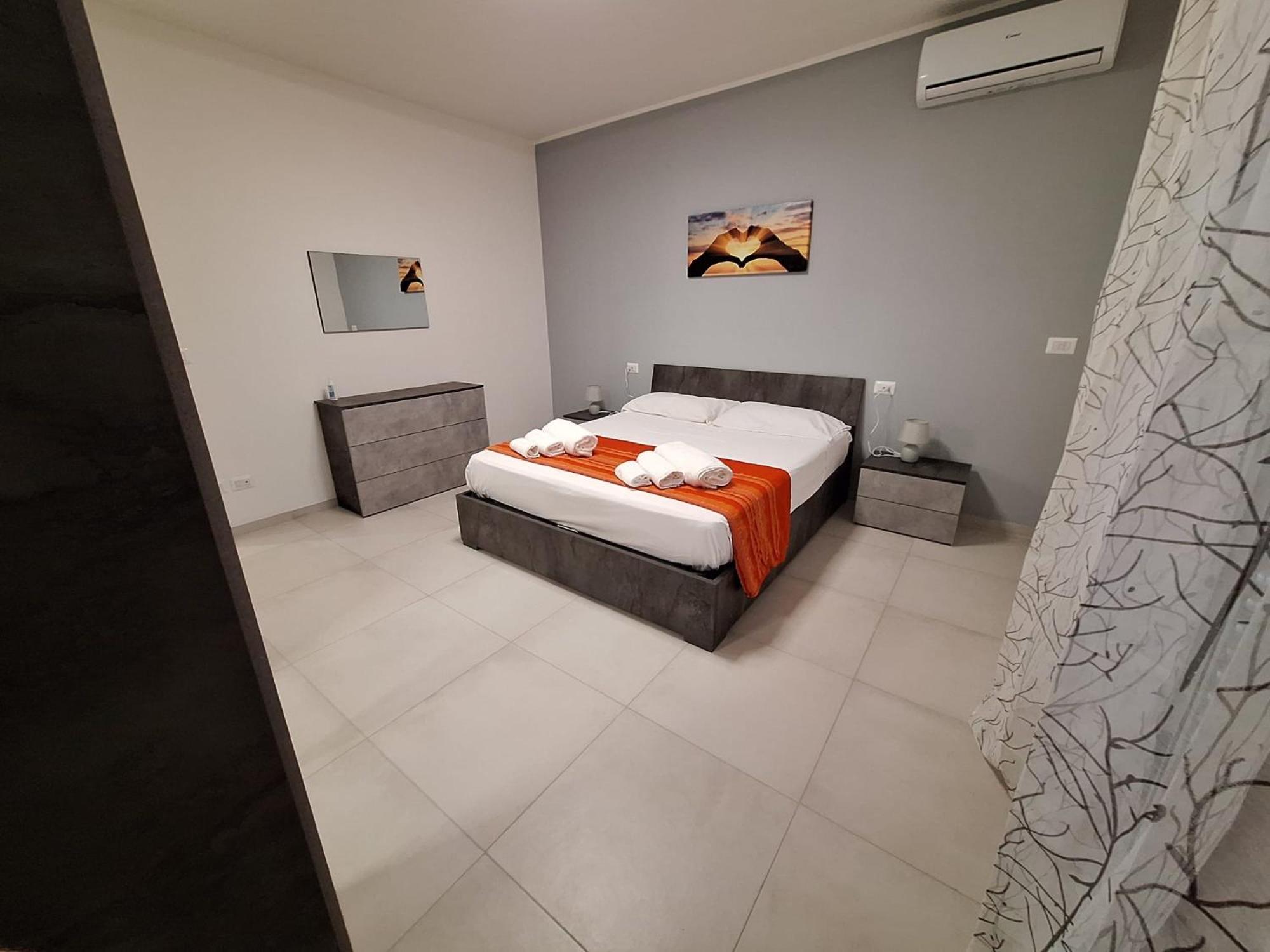 Desy Apartment Syracuse Esterno foto